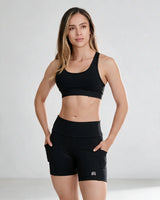 Short Licrado con Bolsillos