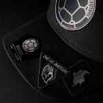 Gorra licenciada Federación Colombiana de Fútbol - Parches